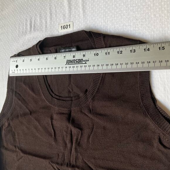 Jones New York Collection Women’s Sleeveless Knit Blouse size XL, Solid Brown - Picture 2 of 7